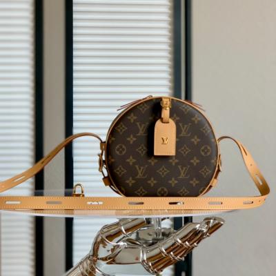 M45647 Boite Chapeau Souple MM圓包