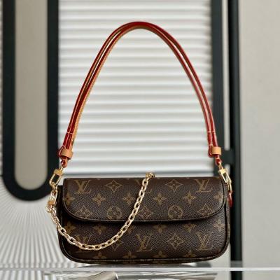 Wallet On Chain Ivy 手袋 M81911