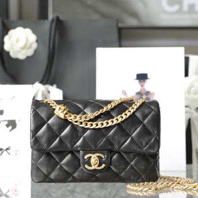 小香 22K秋冬 小金柱調節鏈口蓋包小號 黑色-041