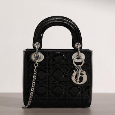 迷你 LADY DIOR 三格戴妃包漆皮黑色銀扣