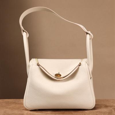 H Lindy 26CM 奶昔白 金扣