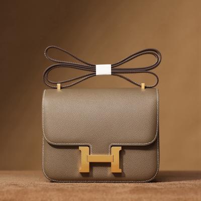 H Constance 19大象灰金扣