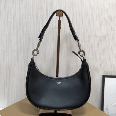 AVA STRAP 牛皮 新月包