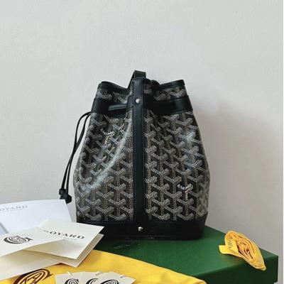 Petit Flot 水桶包