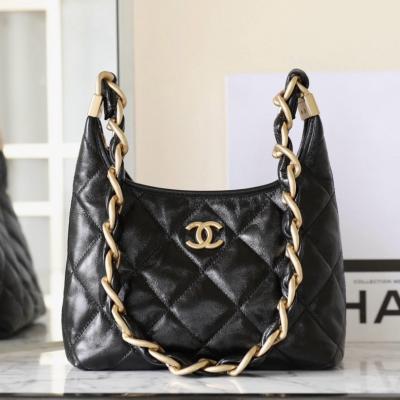 24A亮面羊皮腋下包黑色小號