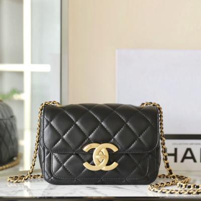 大Logo口蓋包 黑色