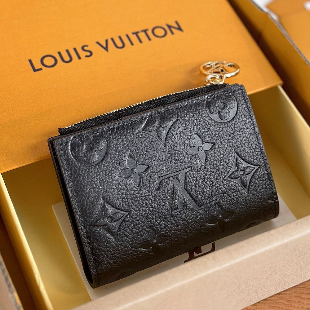 M83603 Lisa錢包壓花黑色_2