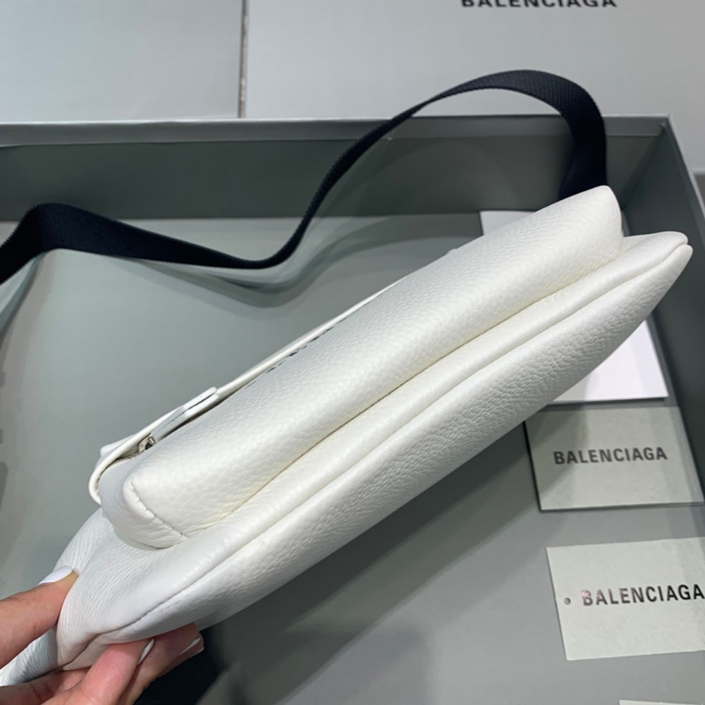 斜挎胸包腰包 白色_3