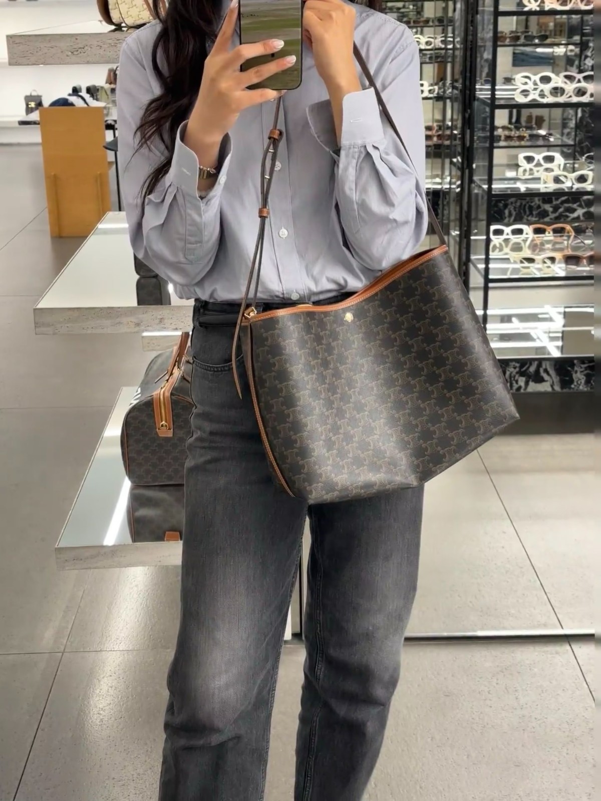 經典凱旋門老花Soft Shopper購物包_8