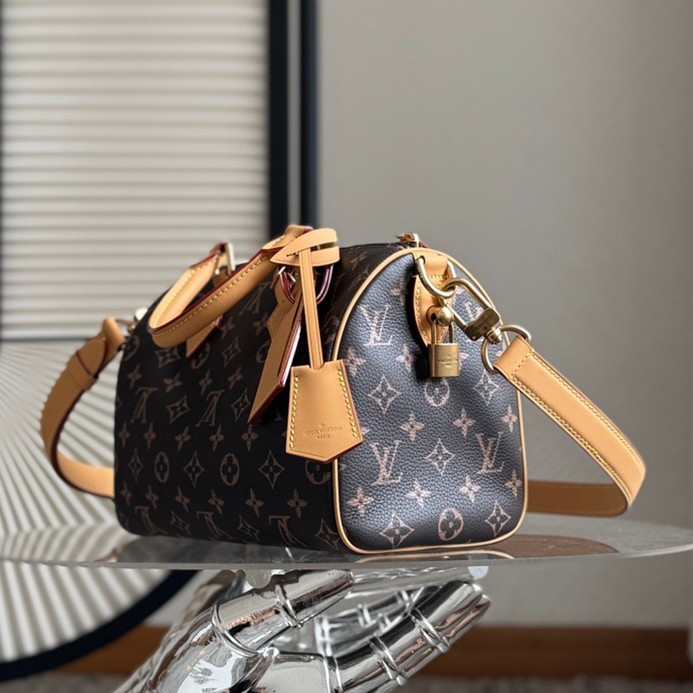 M24443 Speedy P9 Bandouliere 25_7