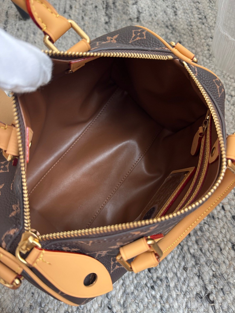 M24443 Speedy P9 Bandouliere 25_3