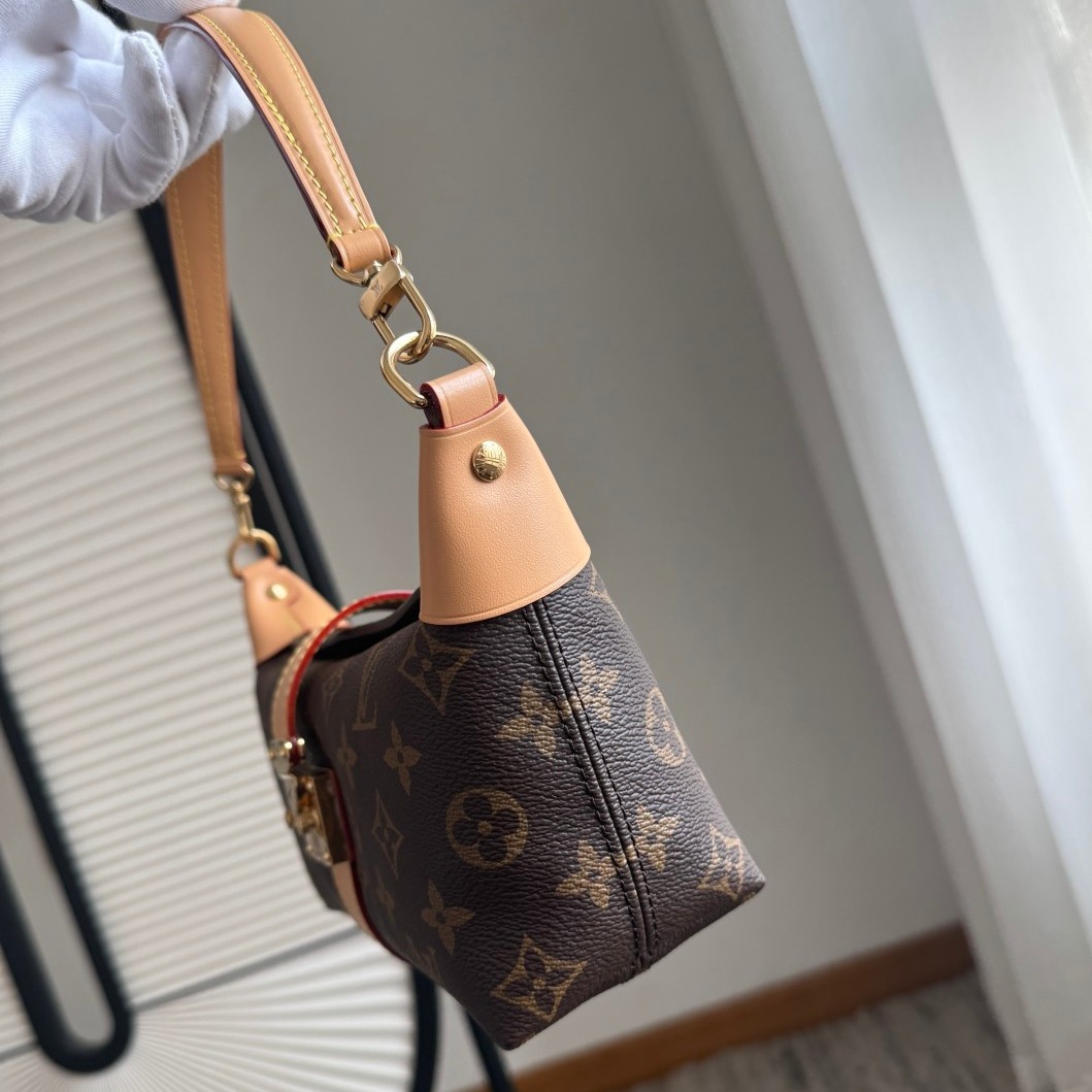 M26191 Pochette Mia 腋下包_11