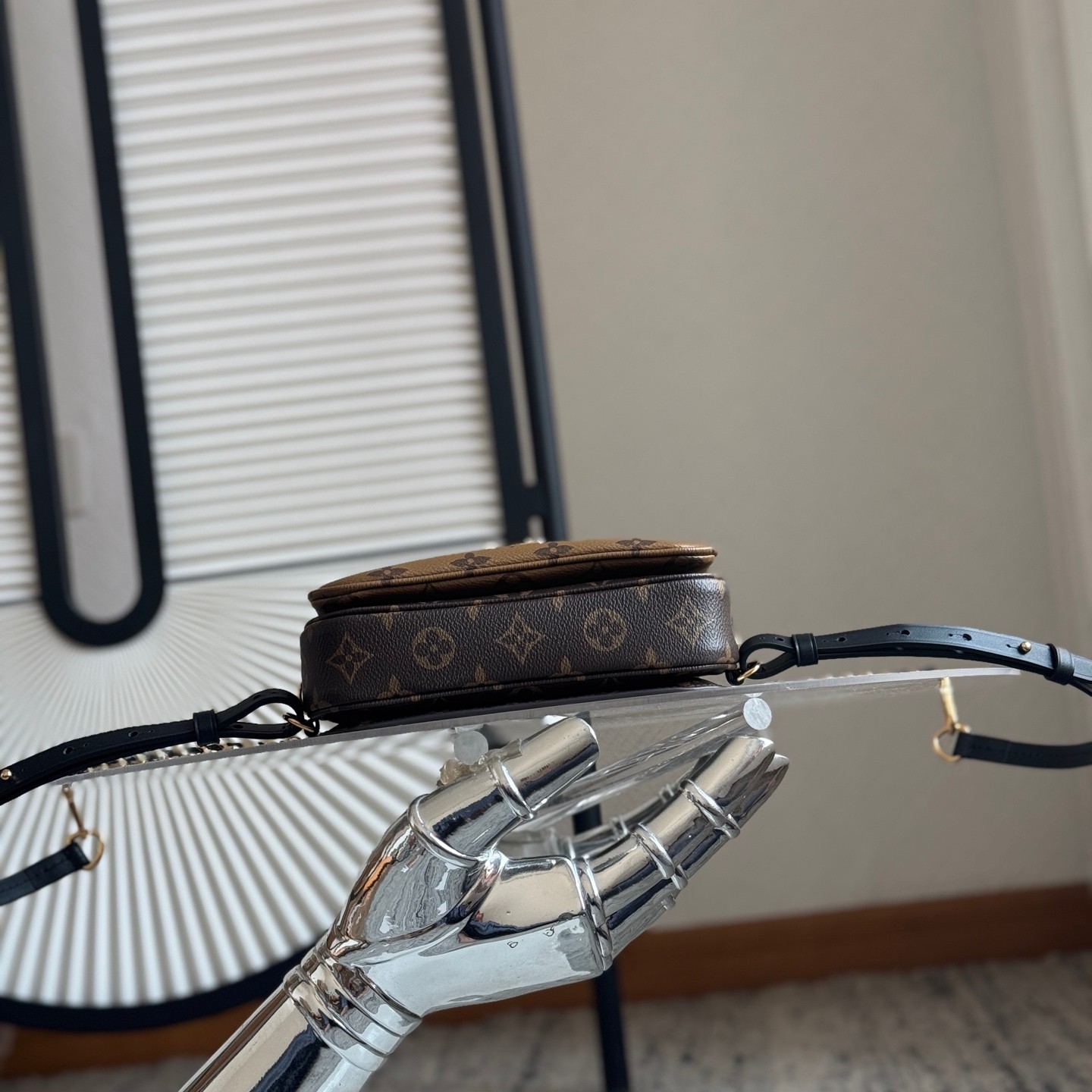 M11941 Pochette Métis後背包_5