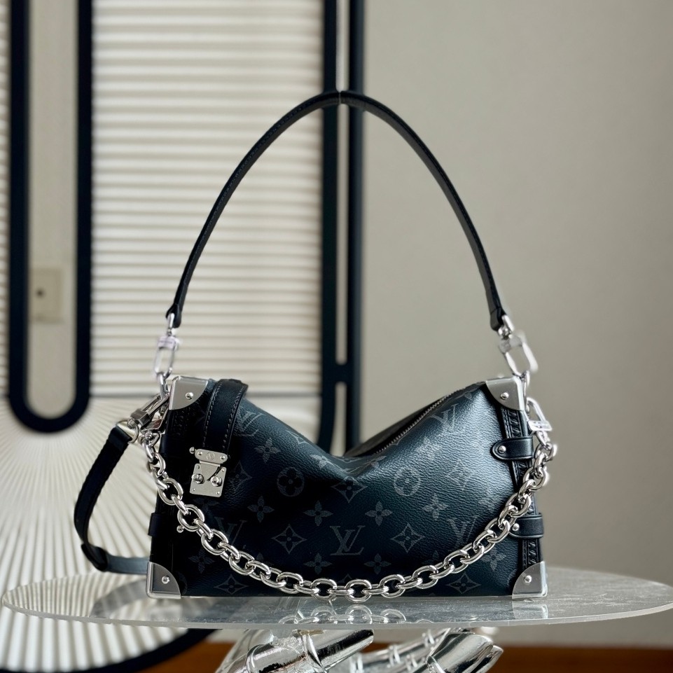 M26226 Side Trunk East West 中號 M26226 走秀軟盒子包