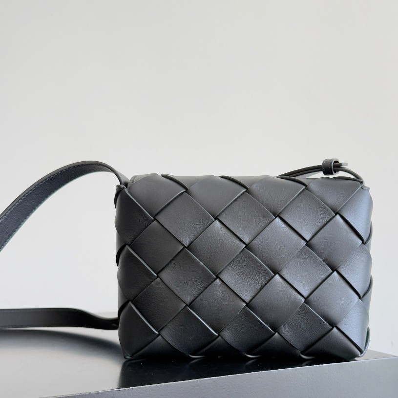 795637 Diago男士斜挎包 黑色平紋_2