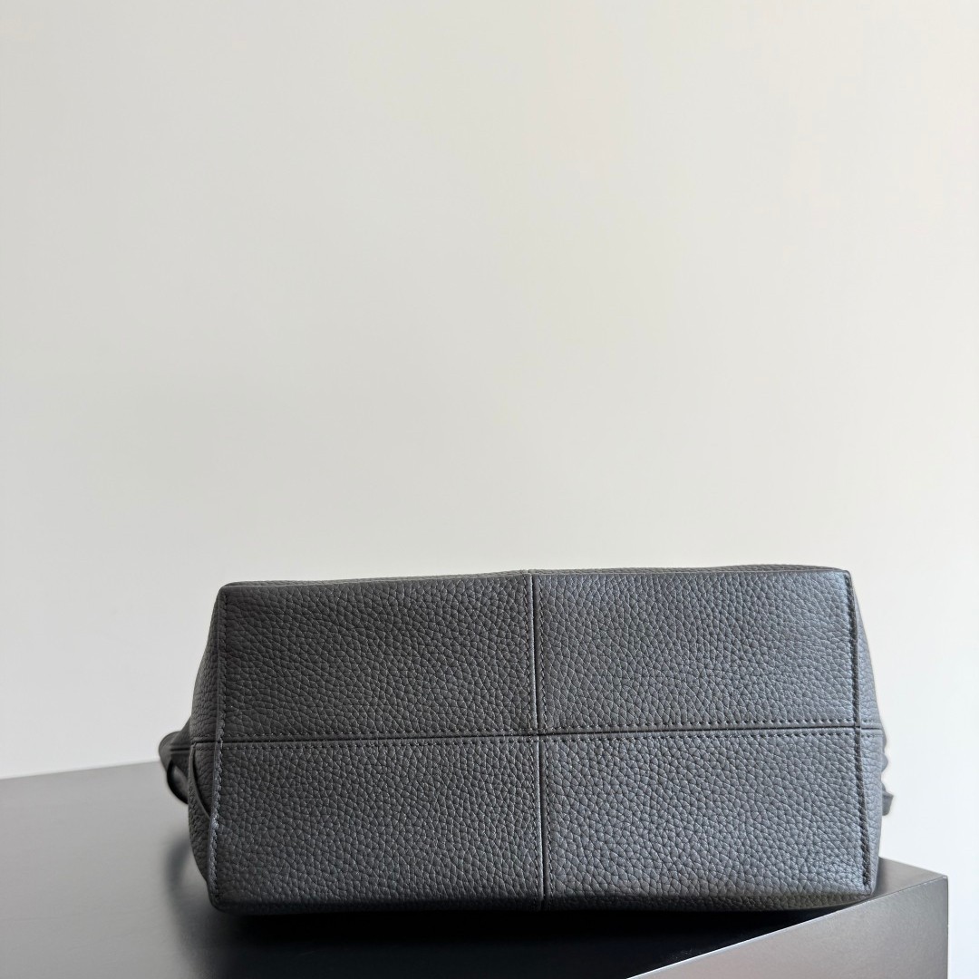 815807 Sawyer 小號牛皮款  荔枝紋黑色_4