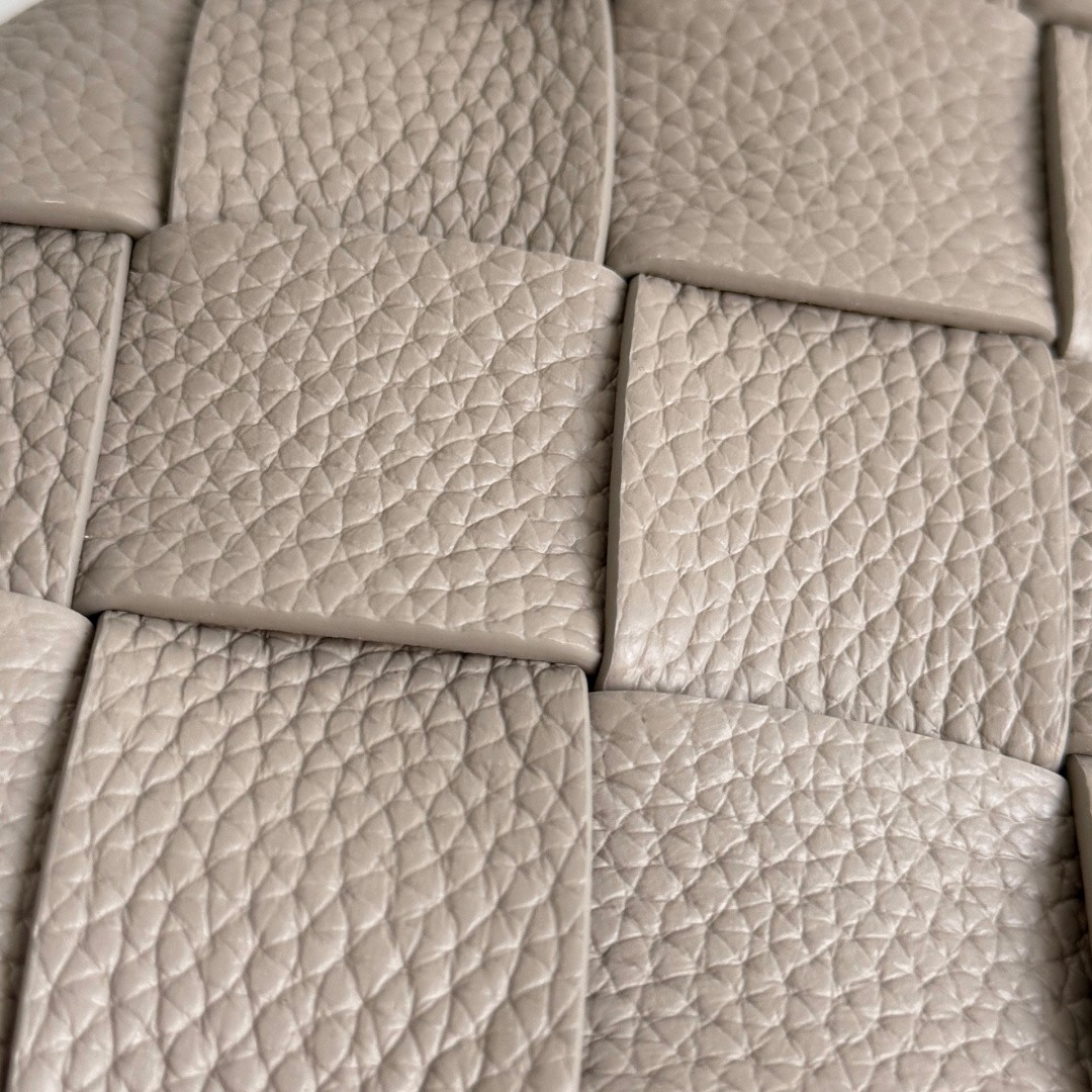 837112 Diago拉鏈背提包 石灰色_9