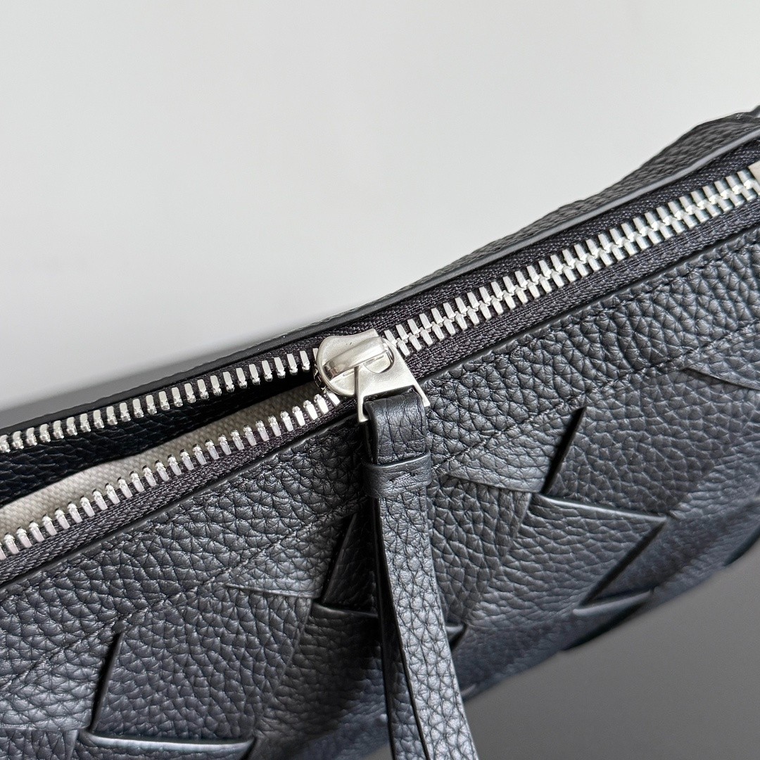 837112 Diago拉鏈背提包 黑色_7