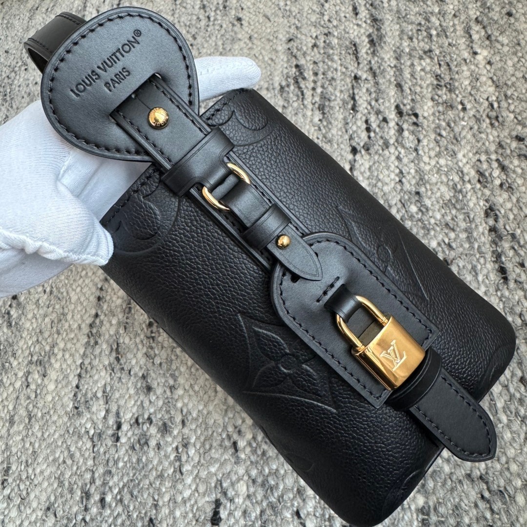 All In BB水桶包 M13480_5