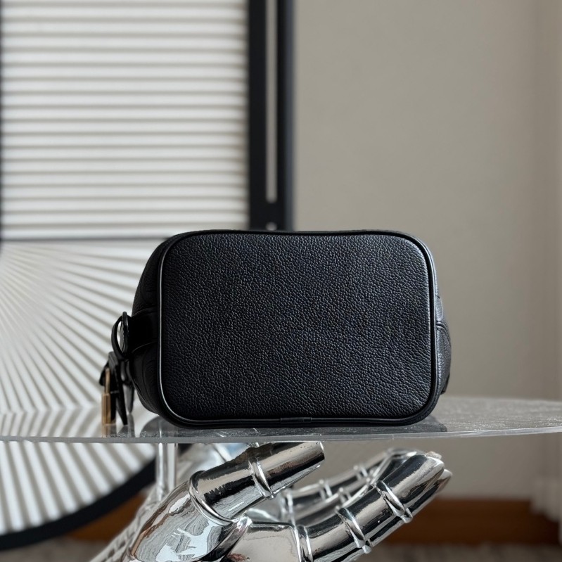 All In BB水桶包 M13480_8