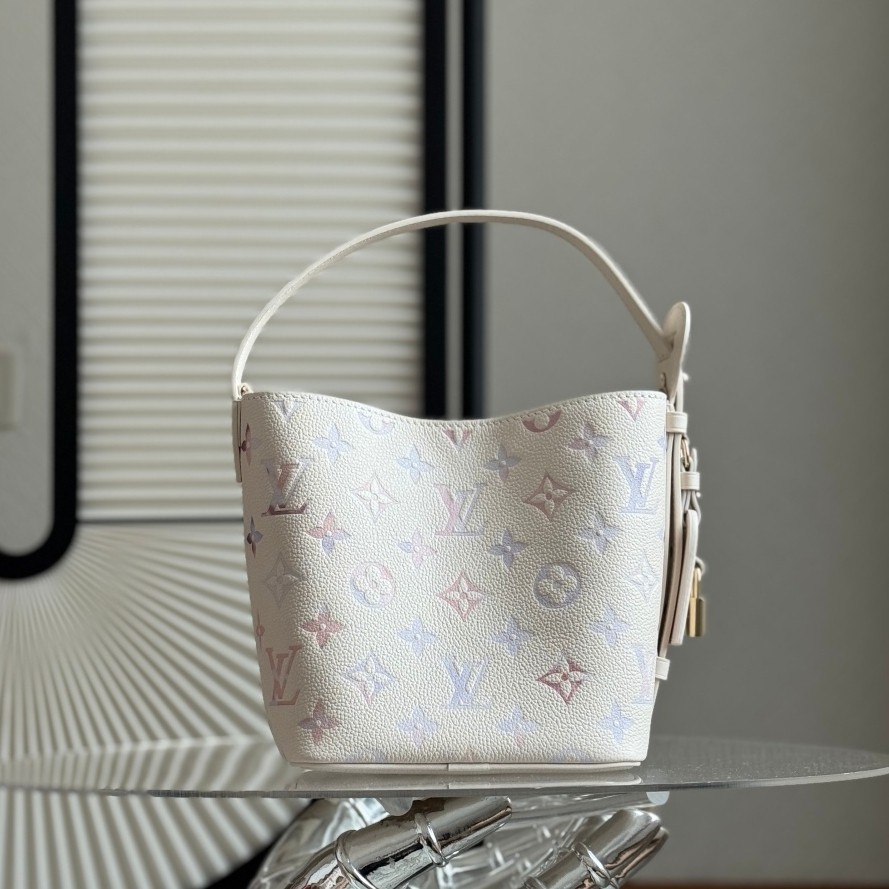 All In BB漸變色水桶包 M25673_3