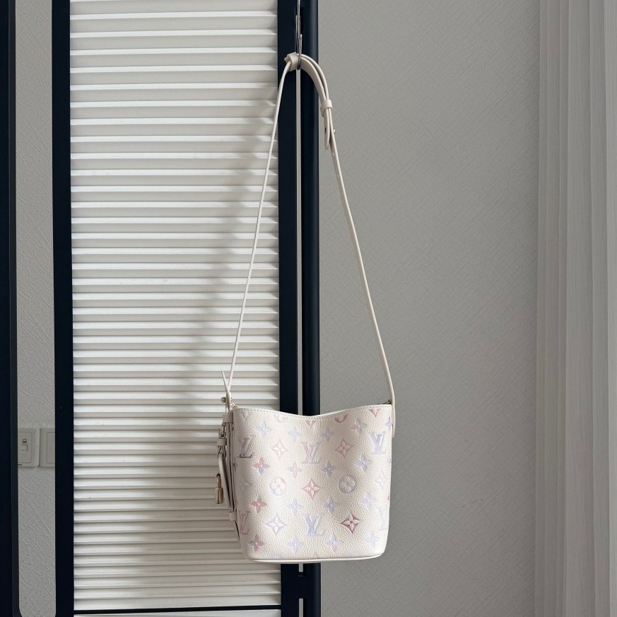 All In BB漸變色水桶包 M25673_12