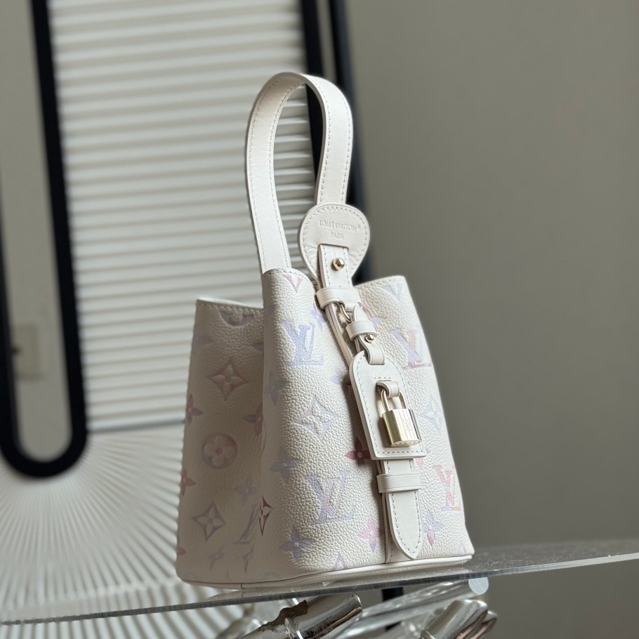 All In BB漸變色水桶包 M25673_11