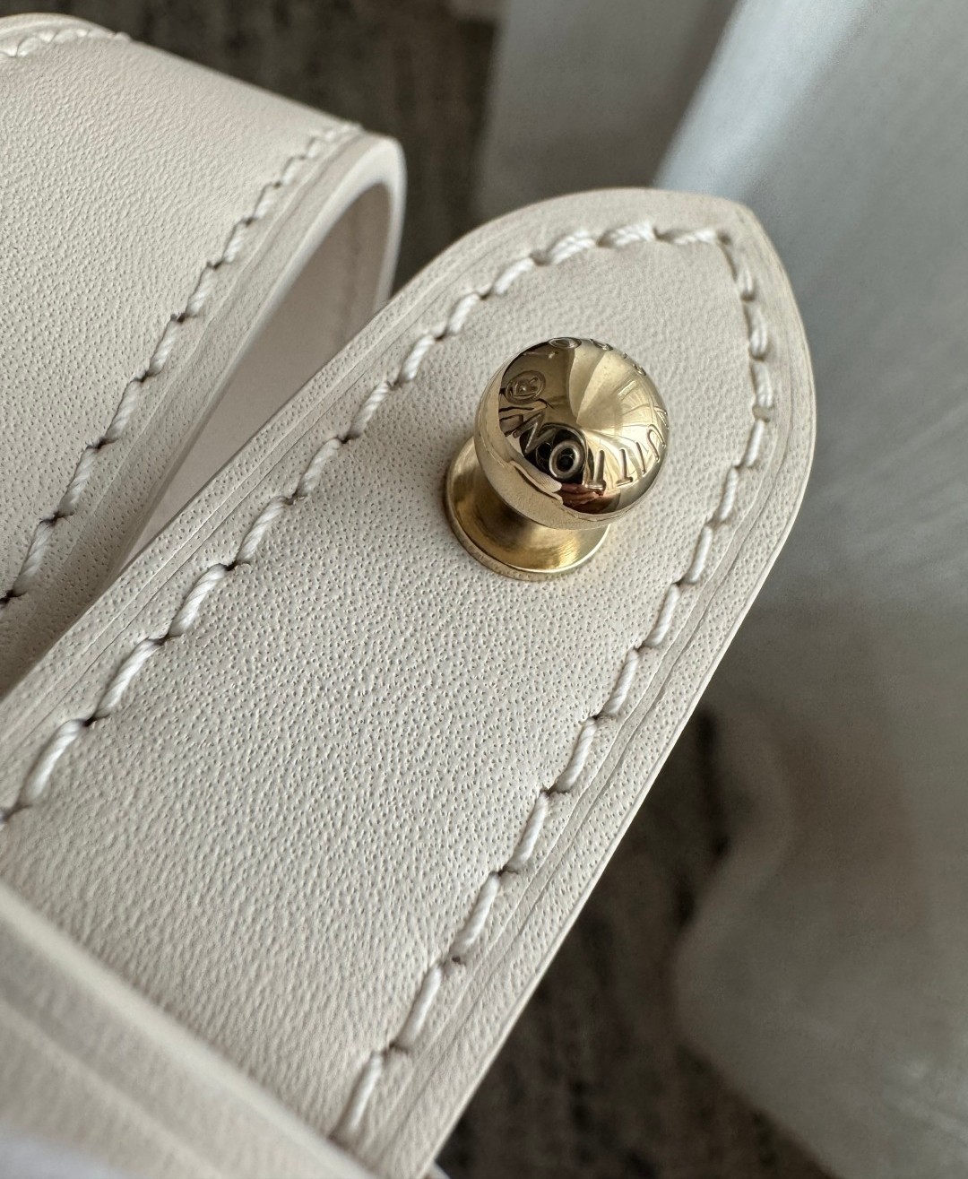 All In BB漸變色水桶包 M25673_17