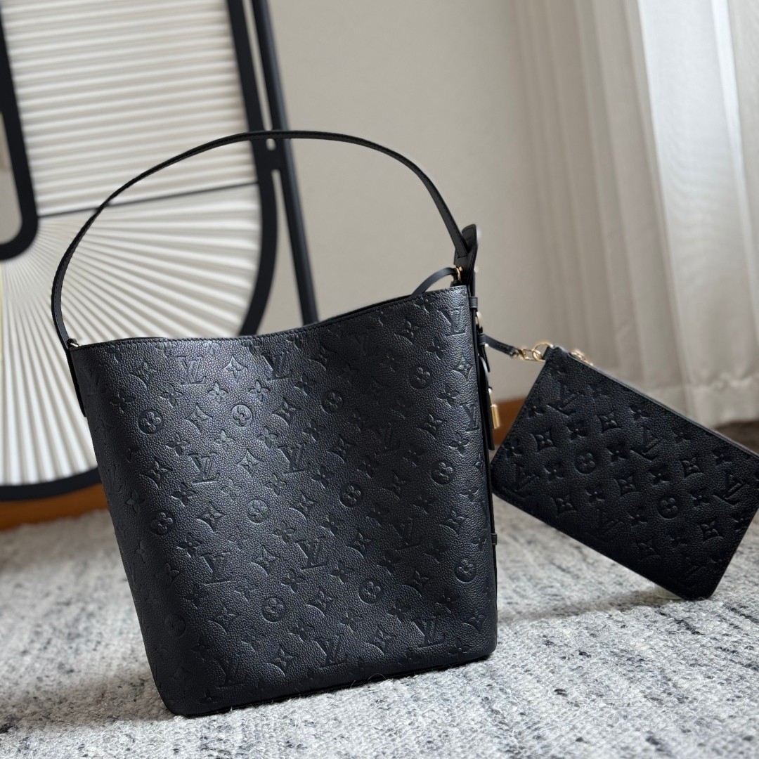 All In 大號水桶包 M13044_9