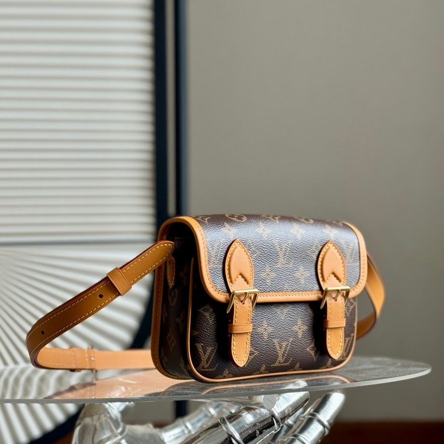 Satchel 迷你郵差包 M26805_5