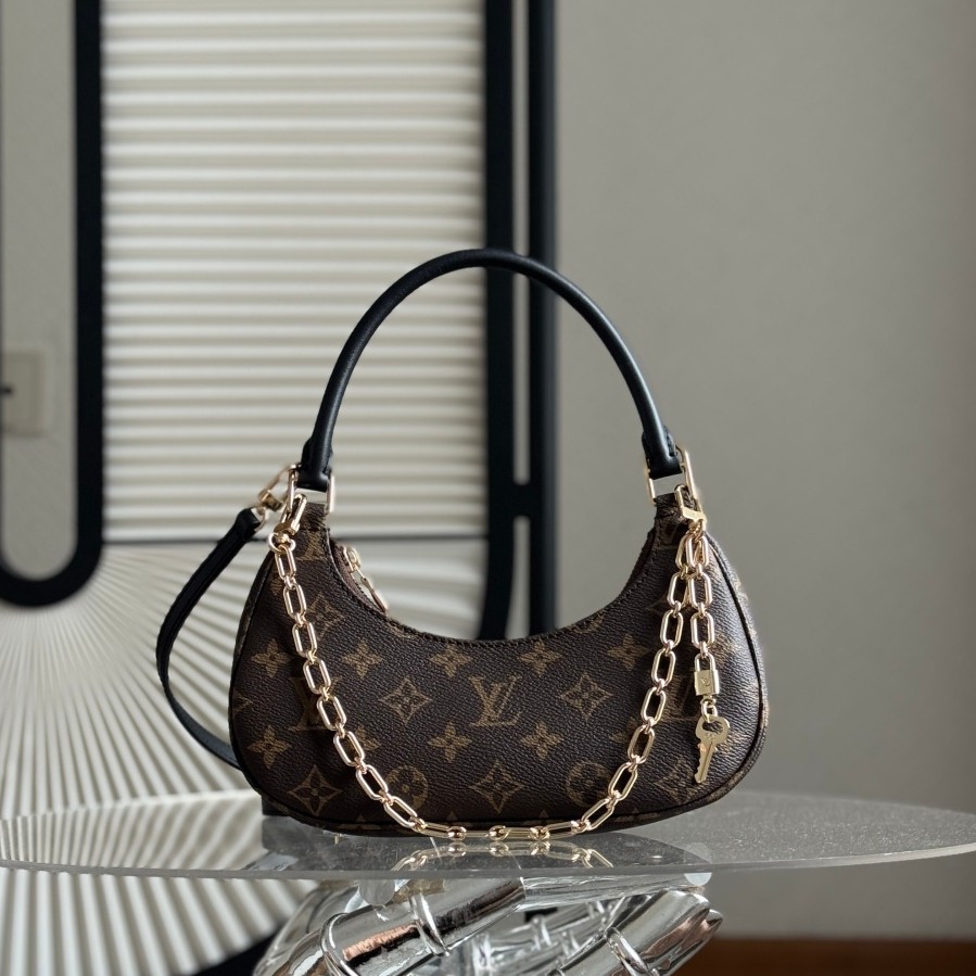 Catchy 小號牛角包 M25223