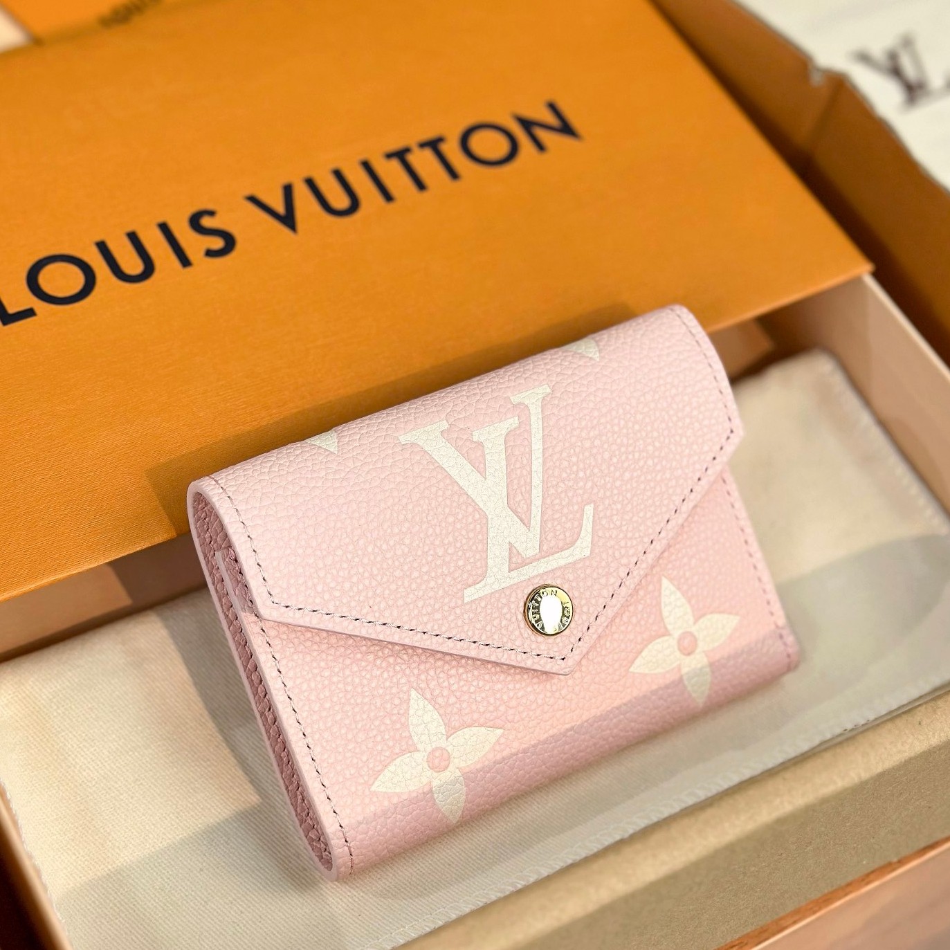 M14229 Victorine短夾Pink/Quartz