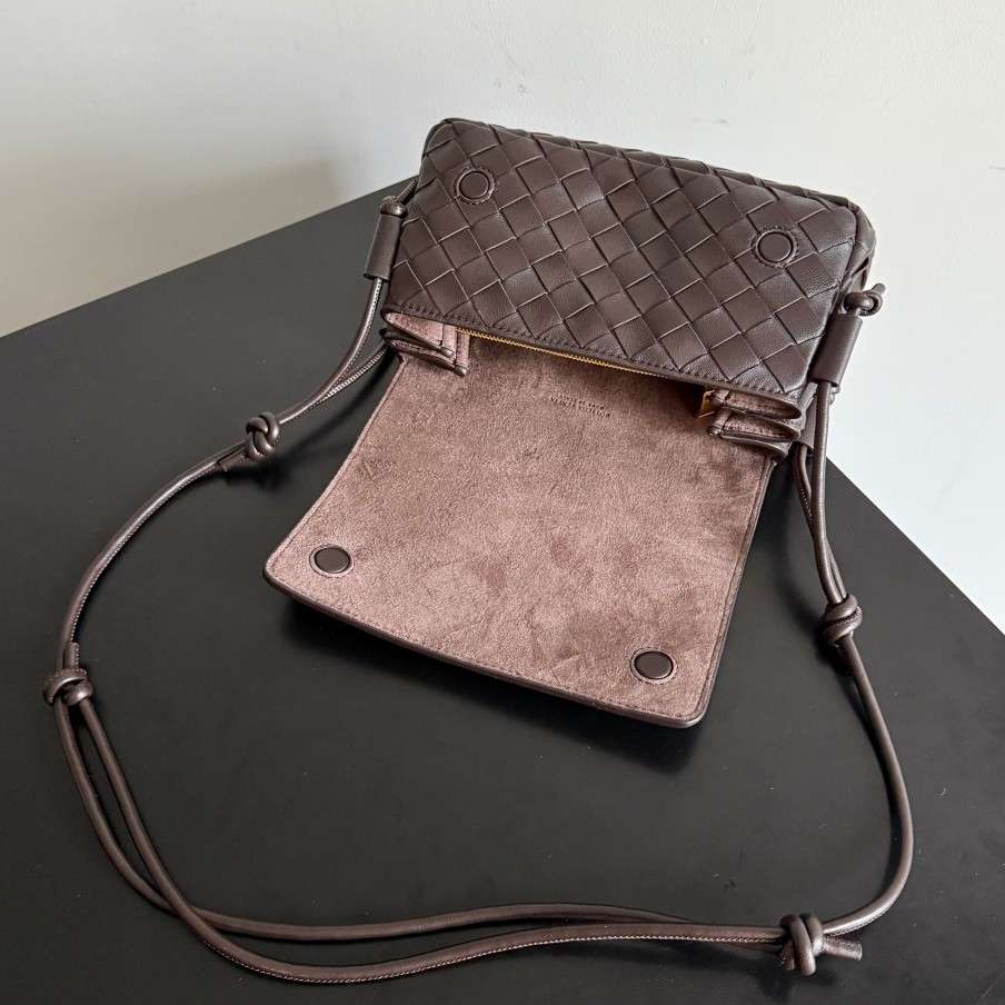 Notturno手拿包黑棕色_6