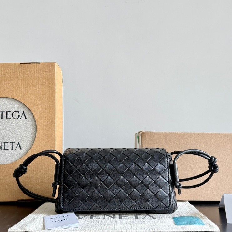 Notturno手拿包黑色