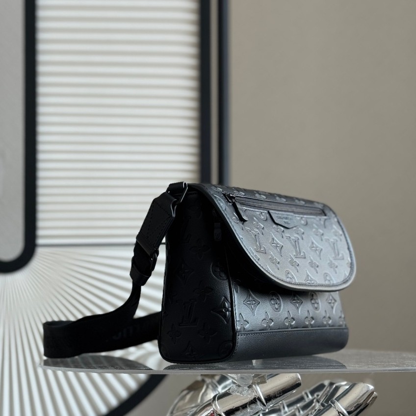 M14874 Pulse Messenger郵差包黑色_17