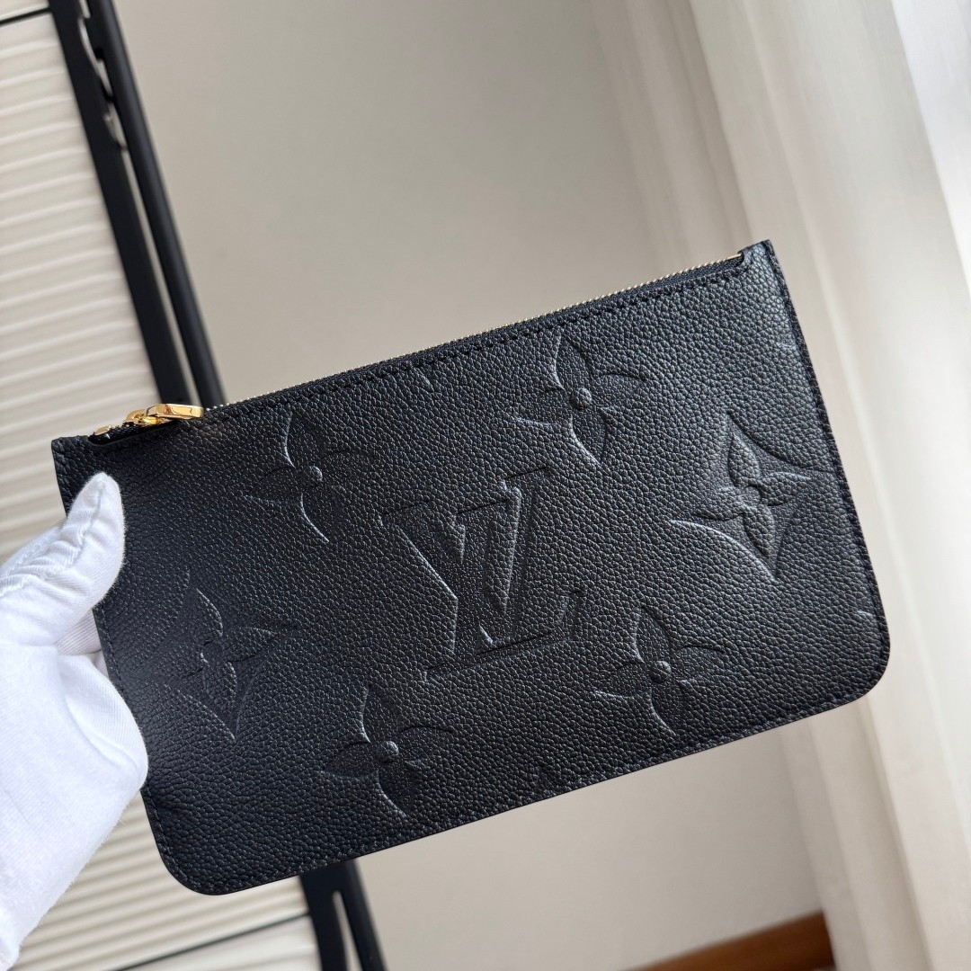 M45685 Neverfull 中號壓紋牛皮購物袋_4