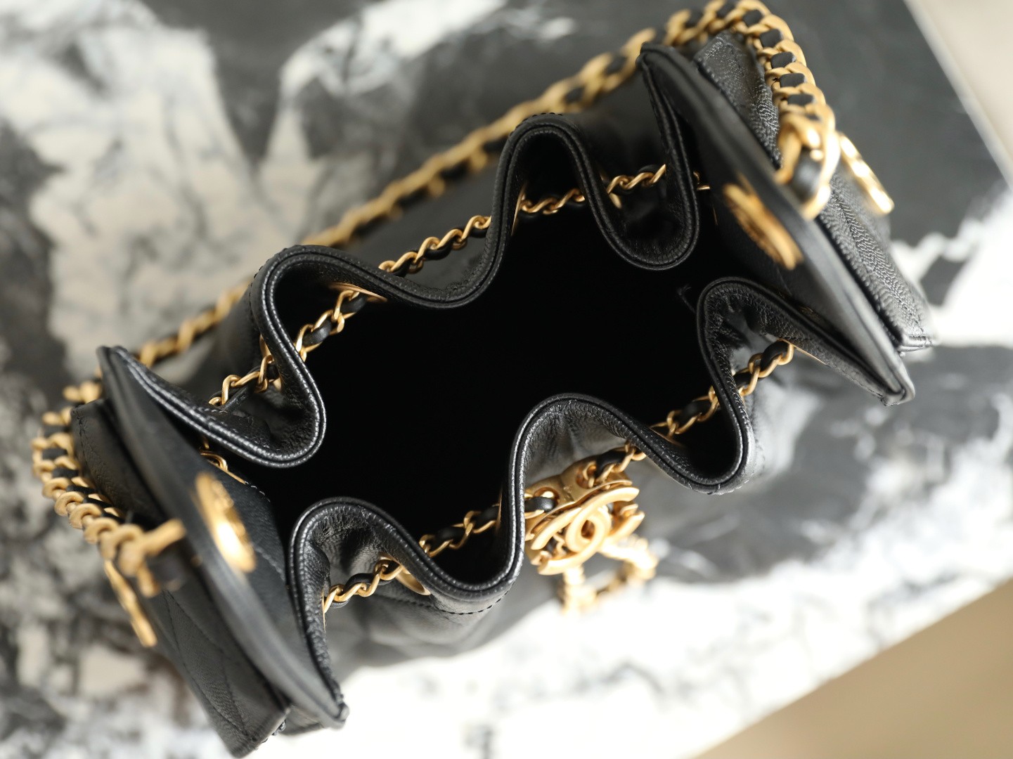 26C 25Bag Mini HandBag球紋黑金_10