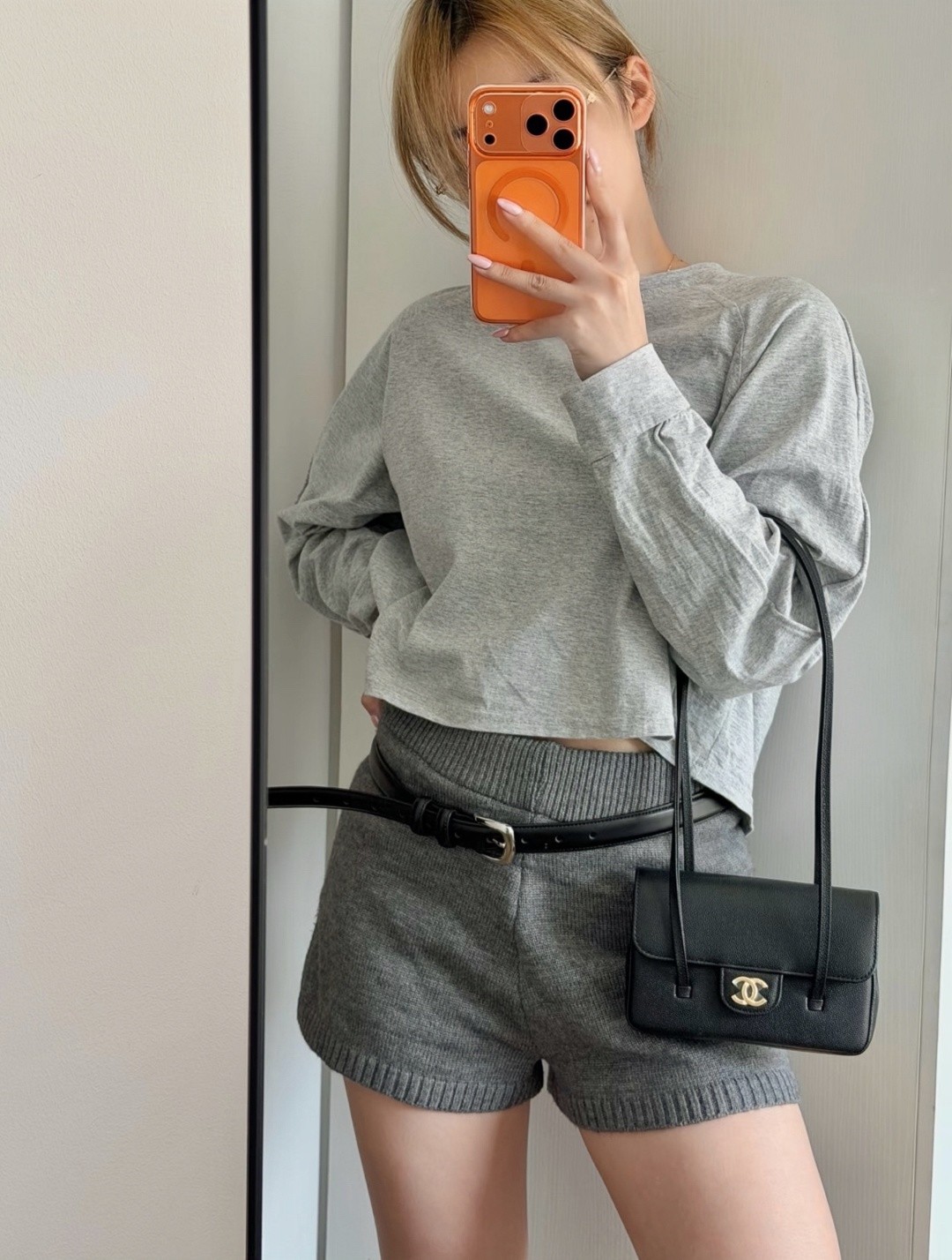 26P春夏皮肩帶Mini手拿包黑色_2