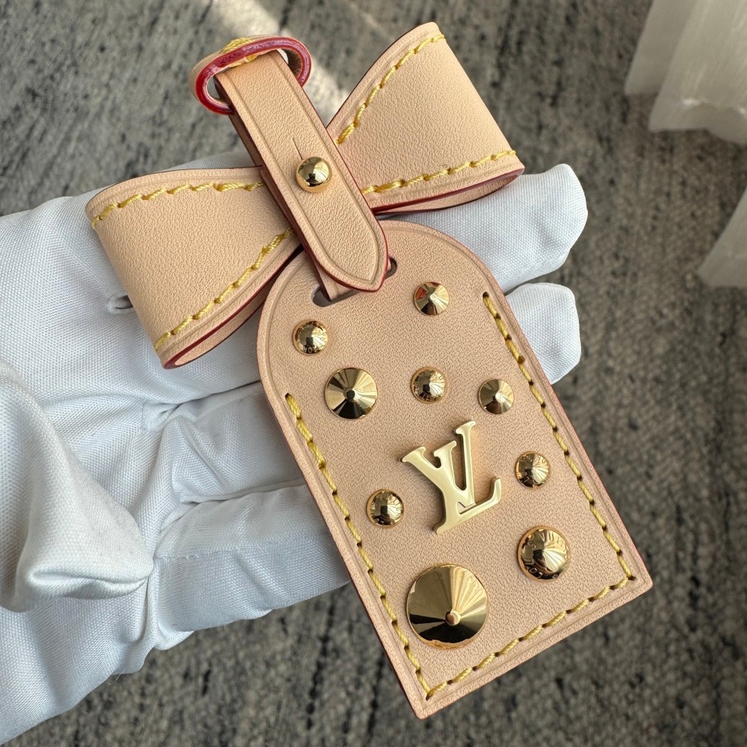 M27578 LvxTm Carryall East West 手袋_8