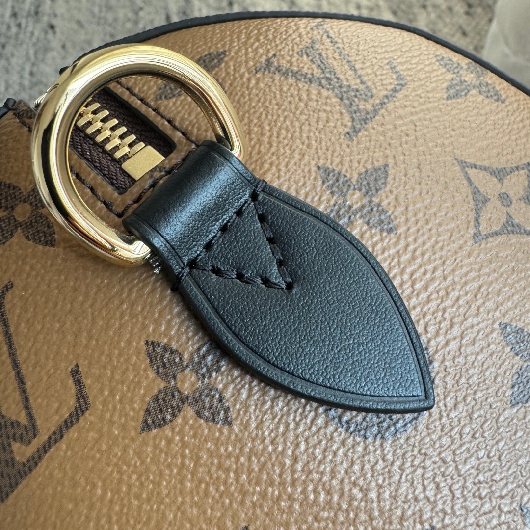 M26181 Speedy Trunk 25 手袋_8