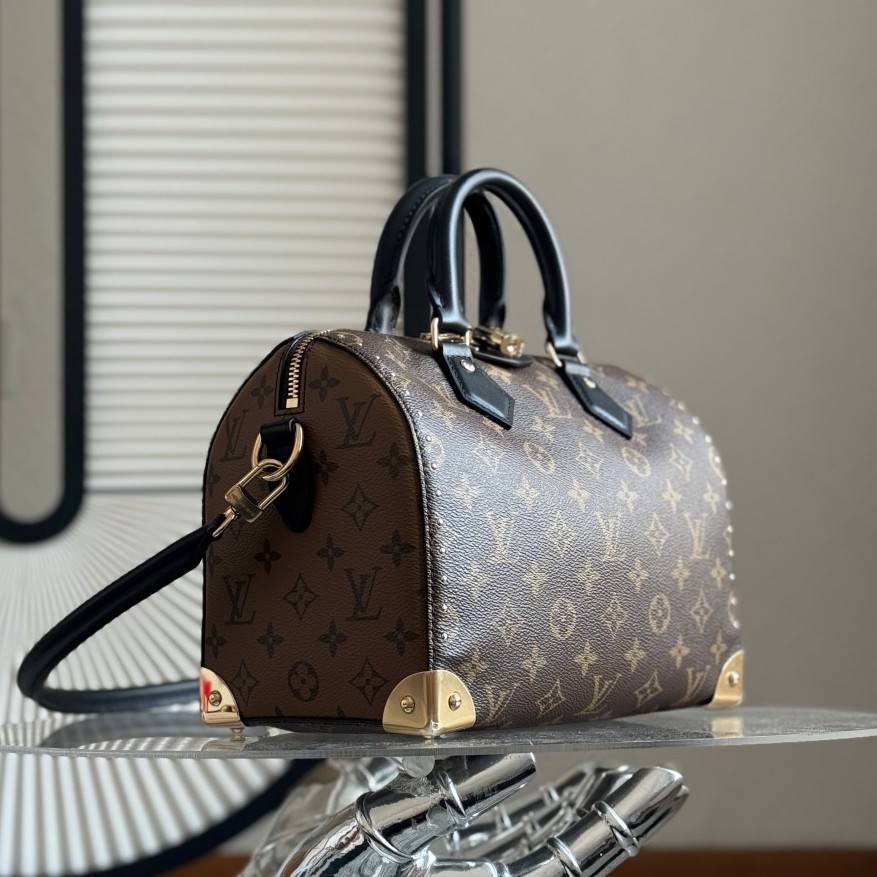 M26181 Speedy Trunk 25 手袋_5