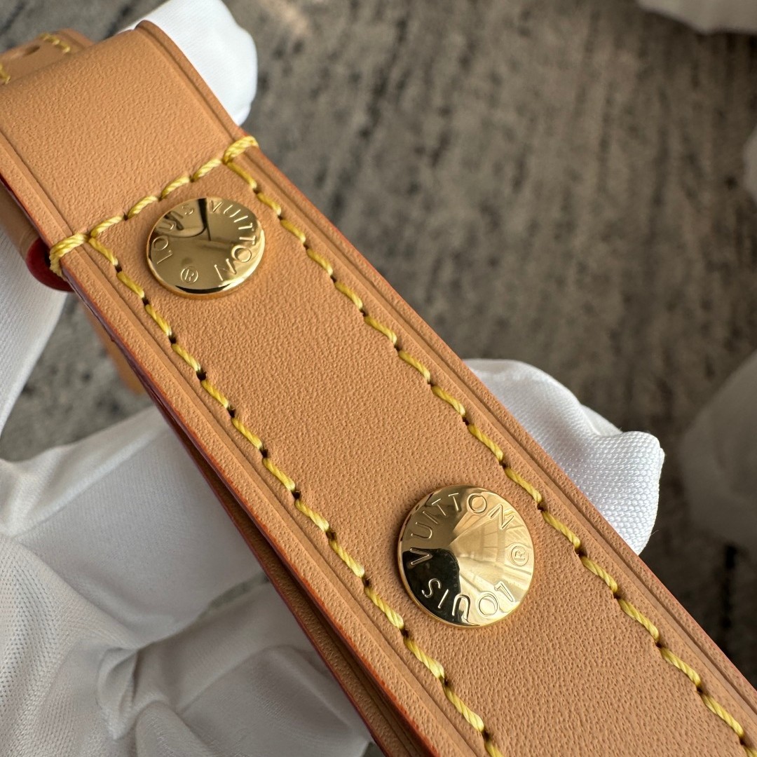 M28101 Carryall East West 手袋_7