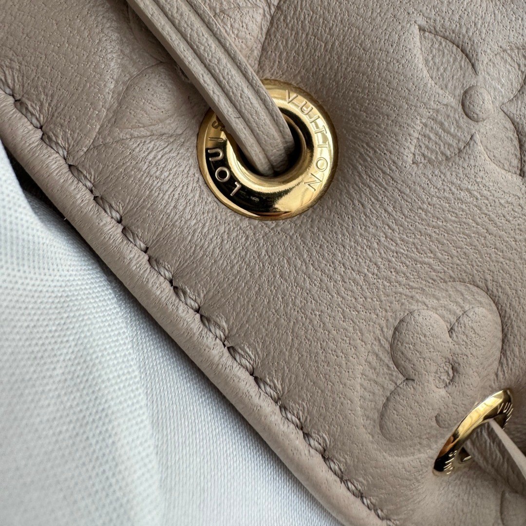 M26530 Coussin Bucket鏈帶水桶包_13