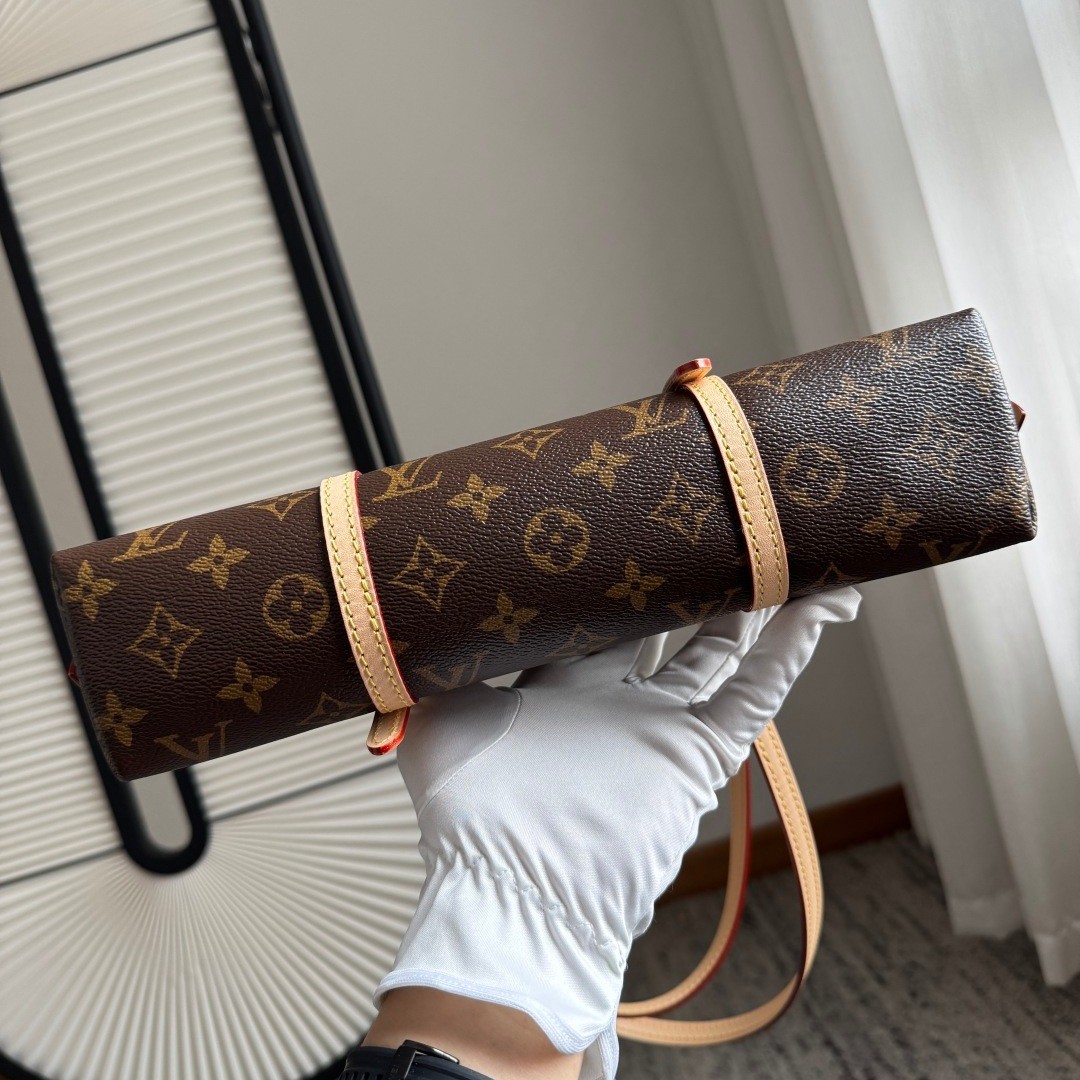 M28953 Squire East West 手袋_3