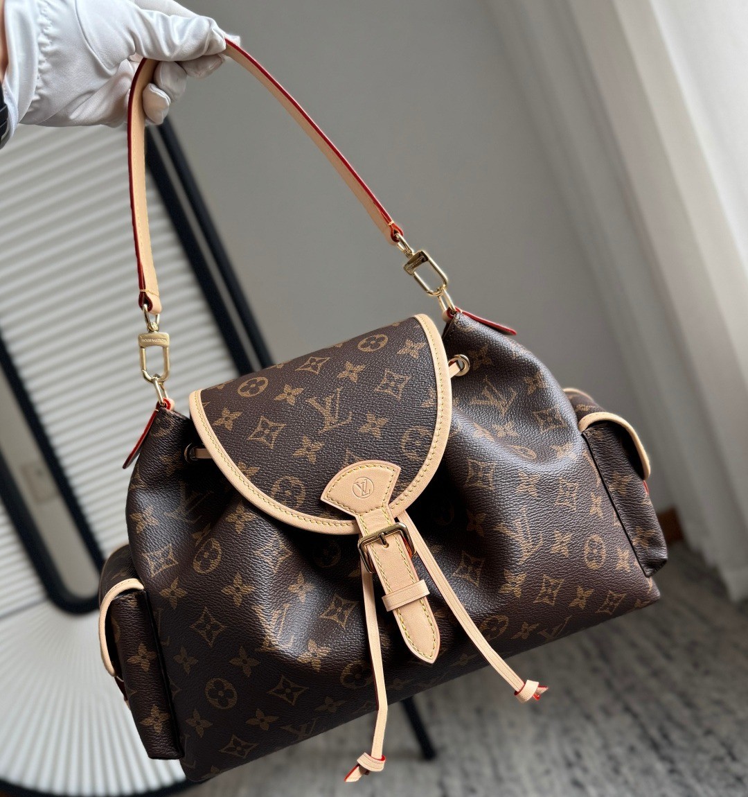 M26040 Odyssee餃子包中號_10