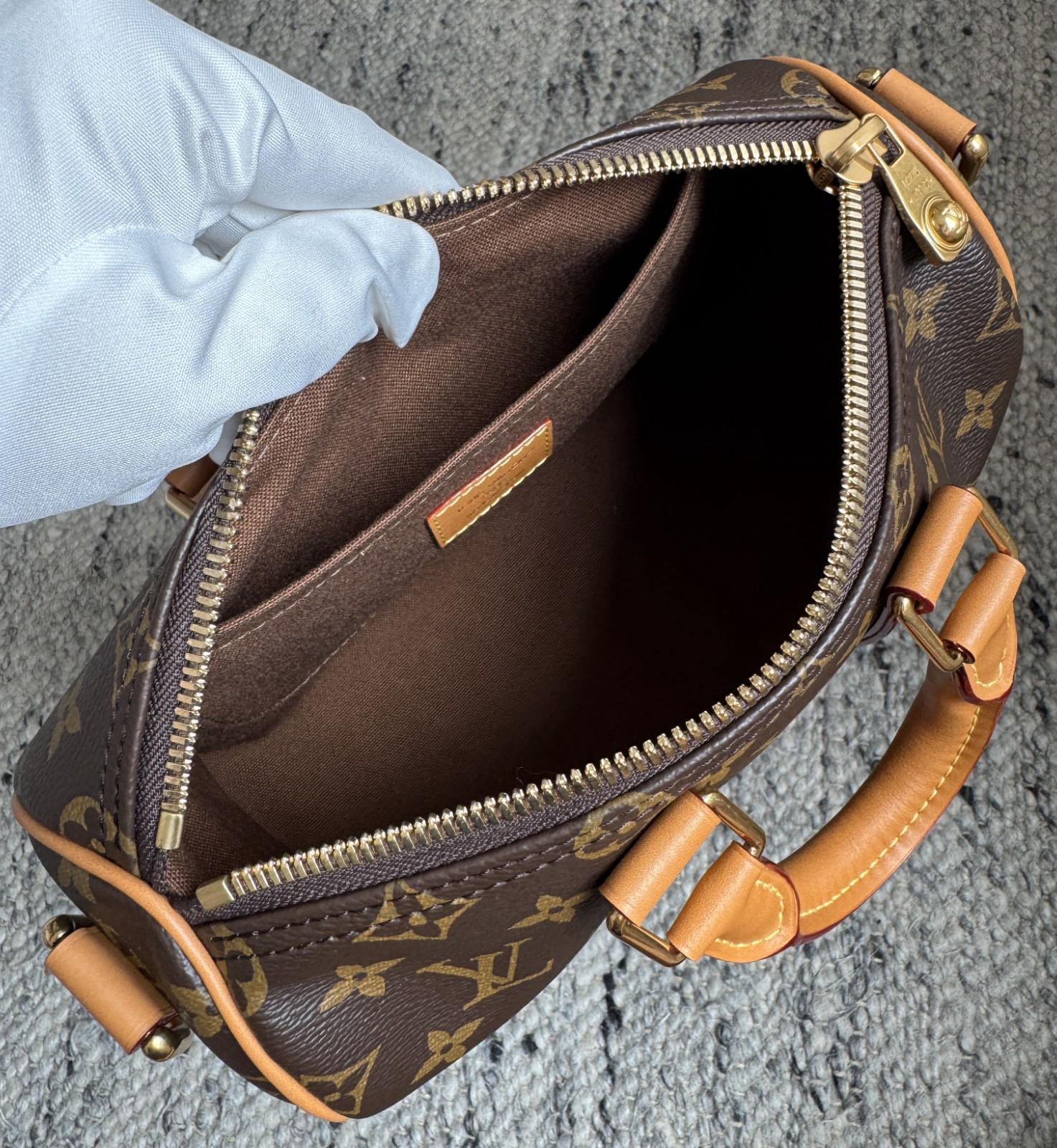M28957 Keepall Bandoulière 25波士頓包_3