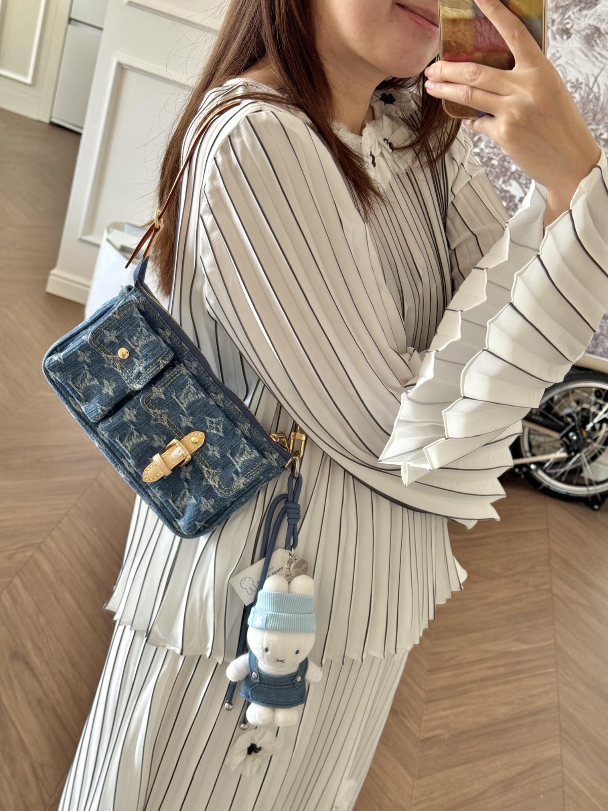 M27602 Pochette Accessoire Cargo丹寧牛仔包_5