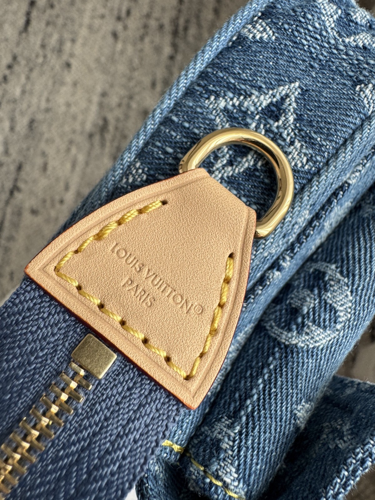 M27602 Pochette Accessoire Cargo丹寧牛仔包_9