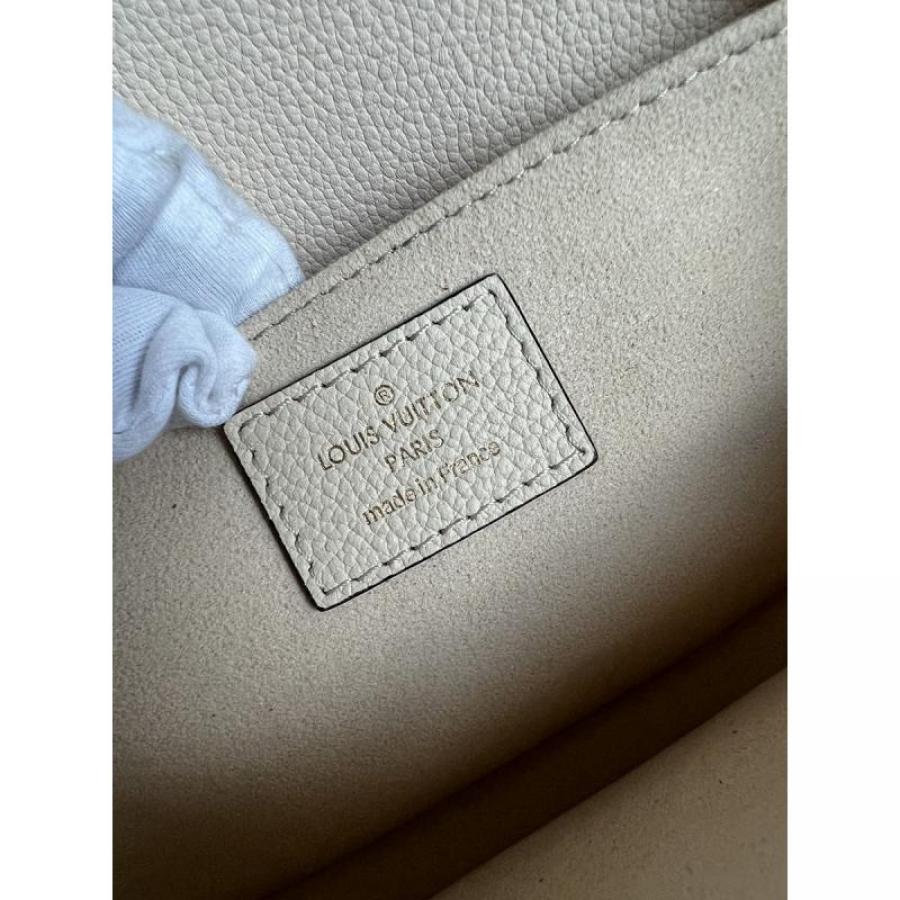 Pochette MetisEAST WEST 手袋 M22942_15