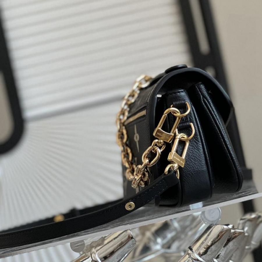 Pochette MetisEAST WEST 手袋 M46596_21